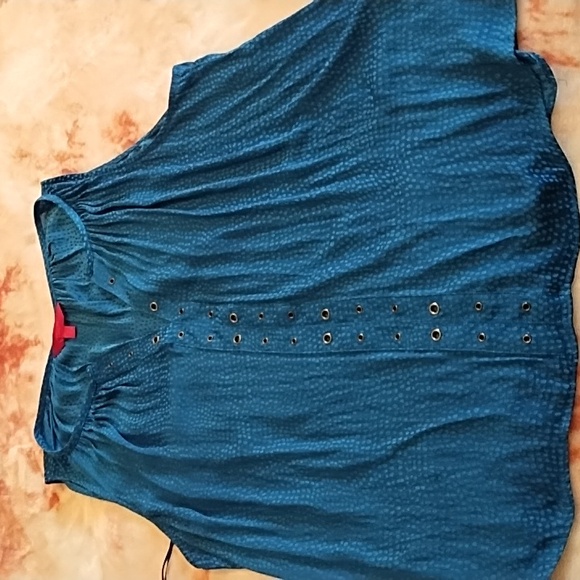 Jennifer Lopez Grommet Tank Top - Picture 1 of 9